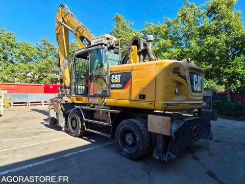 Engin de Chantier / BTP Tracto Pelle  occasion Toulon 93100