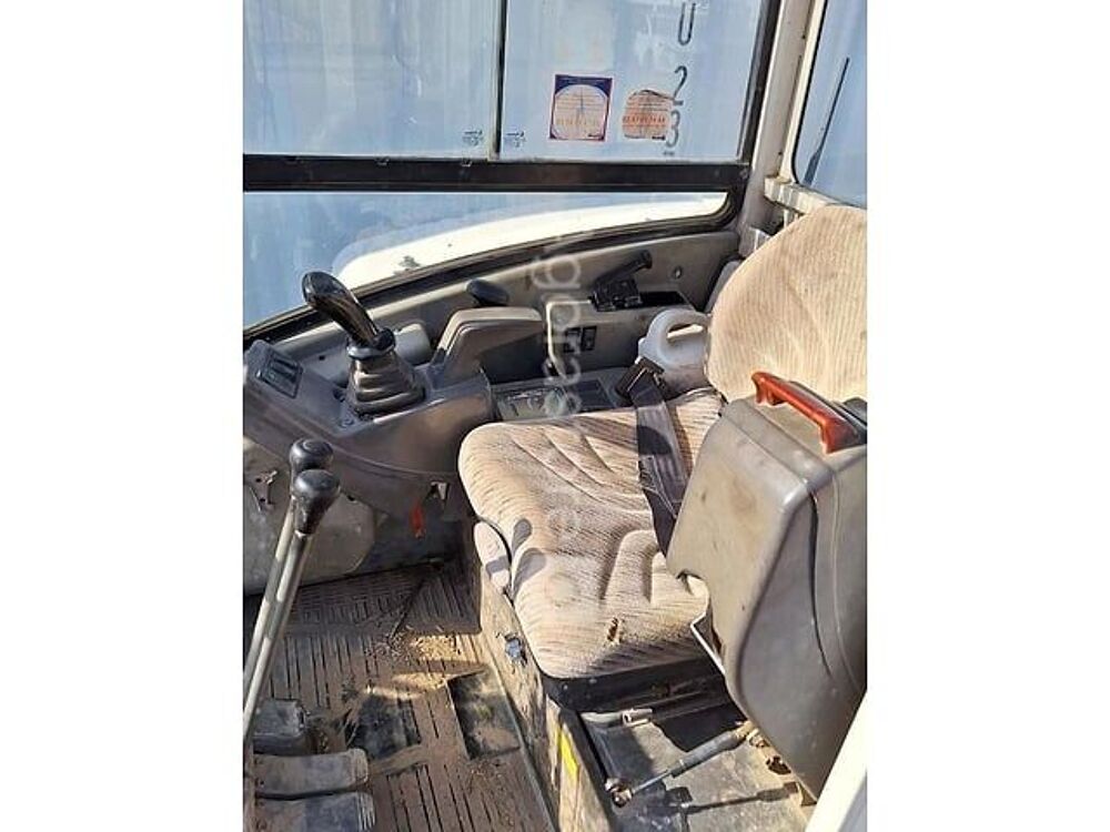 Tracto Pelle 2007 occasion 93100 Rennes