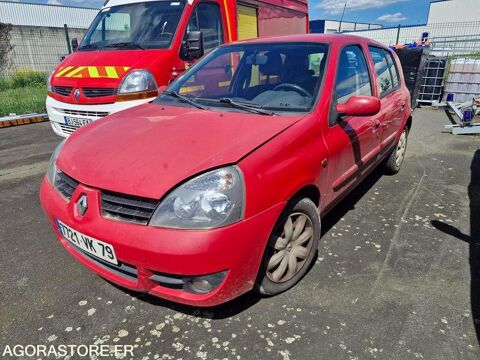 Renault Clio VF1BBTJ0537676683 2007 occasion Chauray 93100