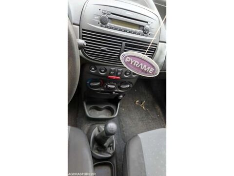 Punto ZFA18800000937897 occasion 93100 Aix-En-Provence