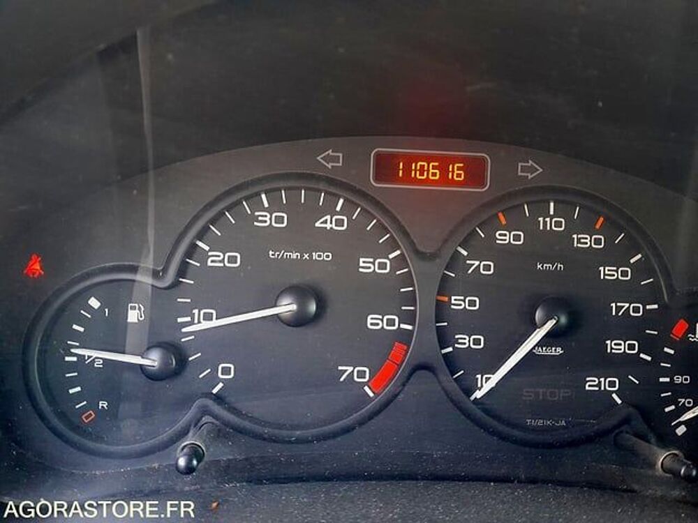 Berlingo VF7GBKFWB94088587 occasion 93100 Vichy