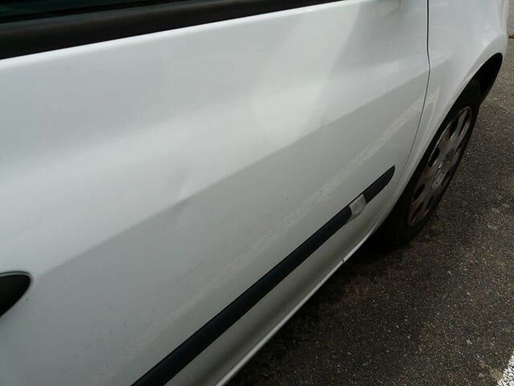 Clio VF1BRGOH40059627 occasion 93100 Limoges