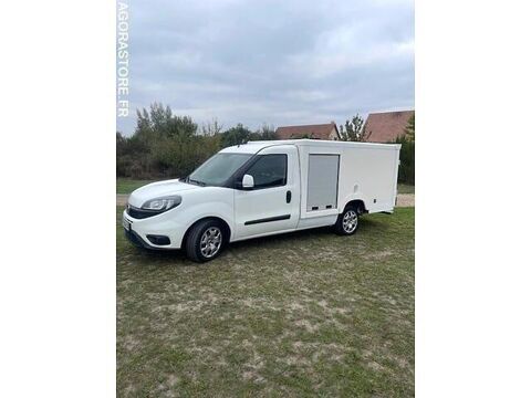 Annonce voiture Fiat Doblo 8000 €