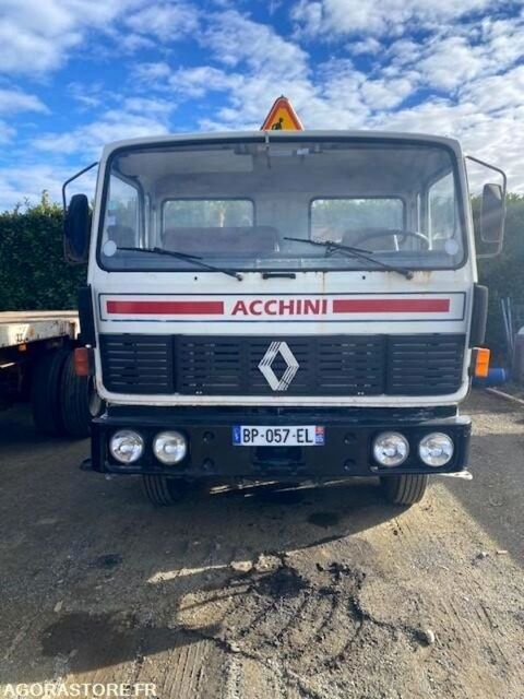 Camion magasin Camion magasin 1981 occasion Maubourguet 93100