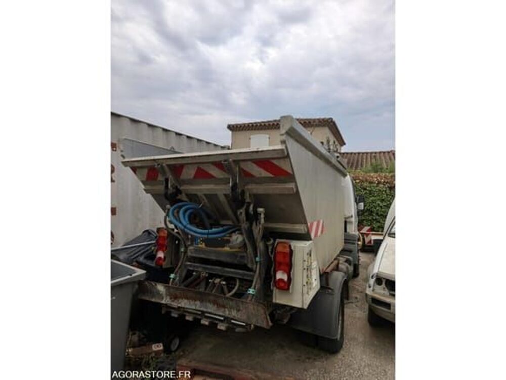 Cabstar VWASBFTL043796635 occasion 93100 Saint-Cyr-Sur-Mer