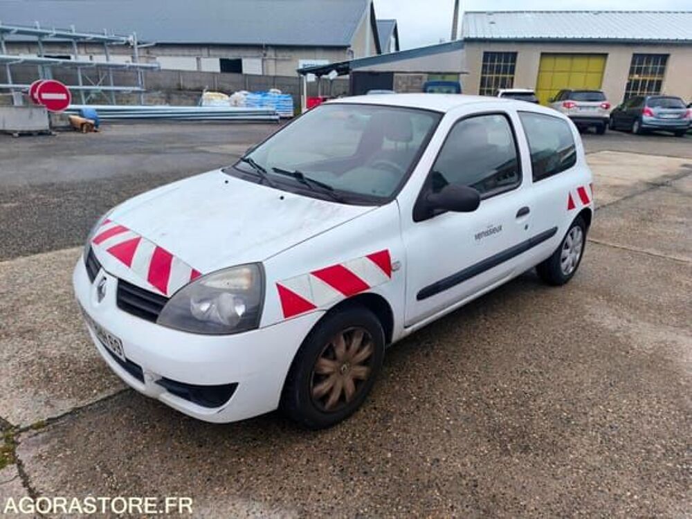 Clio VF1CB3KEF40494212 occasion 93100 V&eacute;nissieux