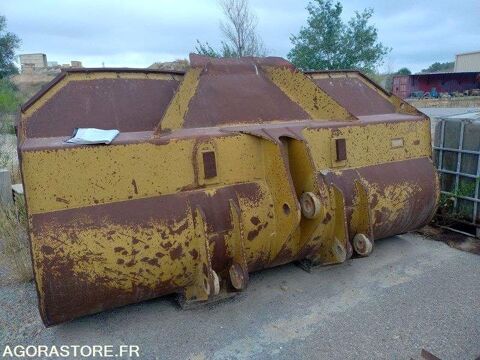 Utilitaire Pieces d&eacute;tach&eacute;es et accessoires Engins BTP 2008 occasion Montpellier 93100