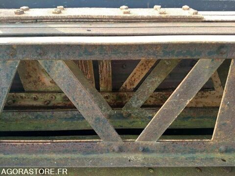 Profil&eacute;s et poutres porteuses type Eiffel - raw mater... 2500 93100 Montpellier