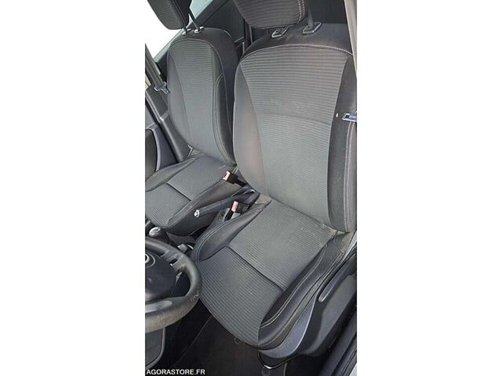 Clio VF1BR2V0H48081031 occasion 93100 Lamballe-Armor