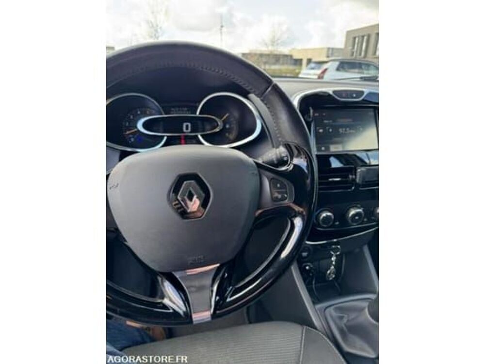 Clio VF15RRL0H48345739 occasion 93100 Isneauville