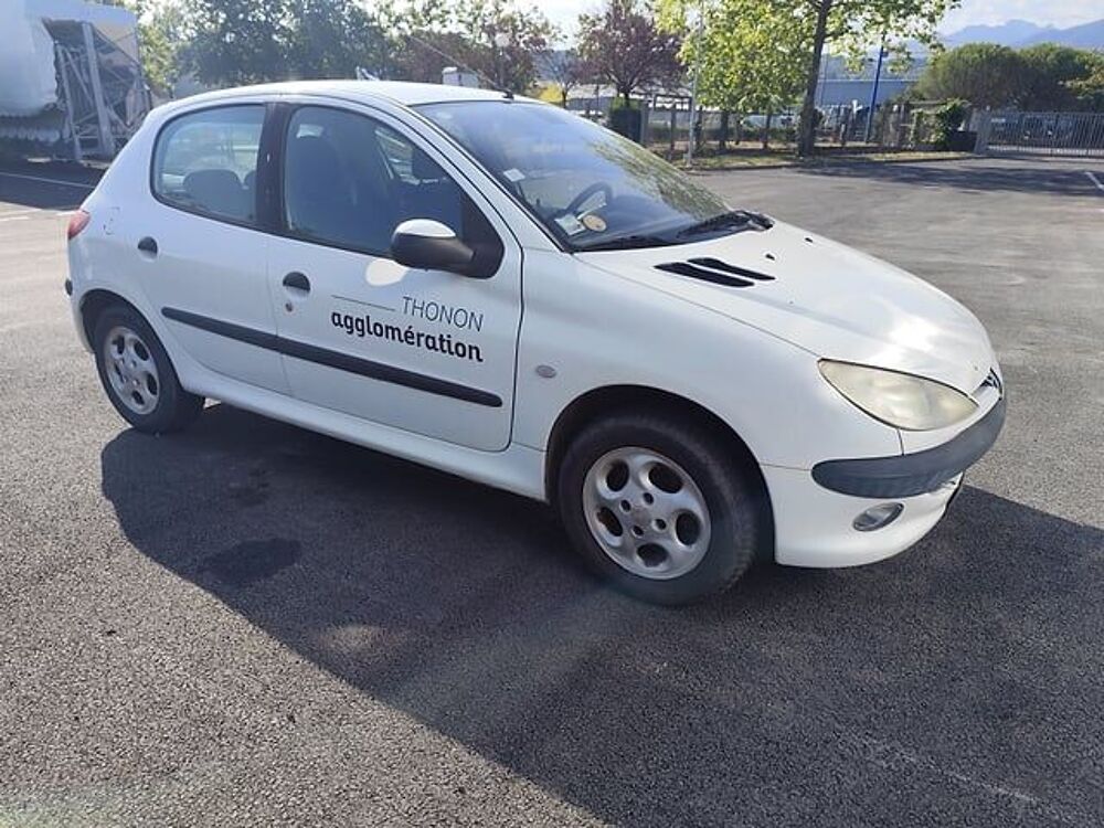 206 VF32ANFUF43109641 occasion 93100 Thonon-Les-Bains