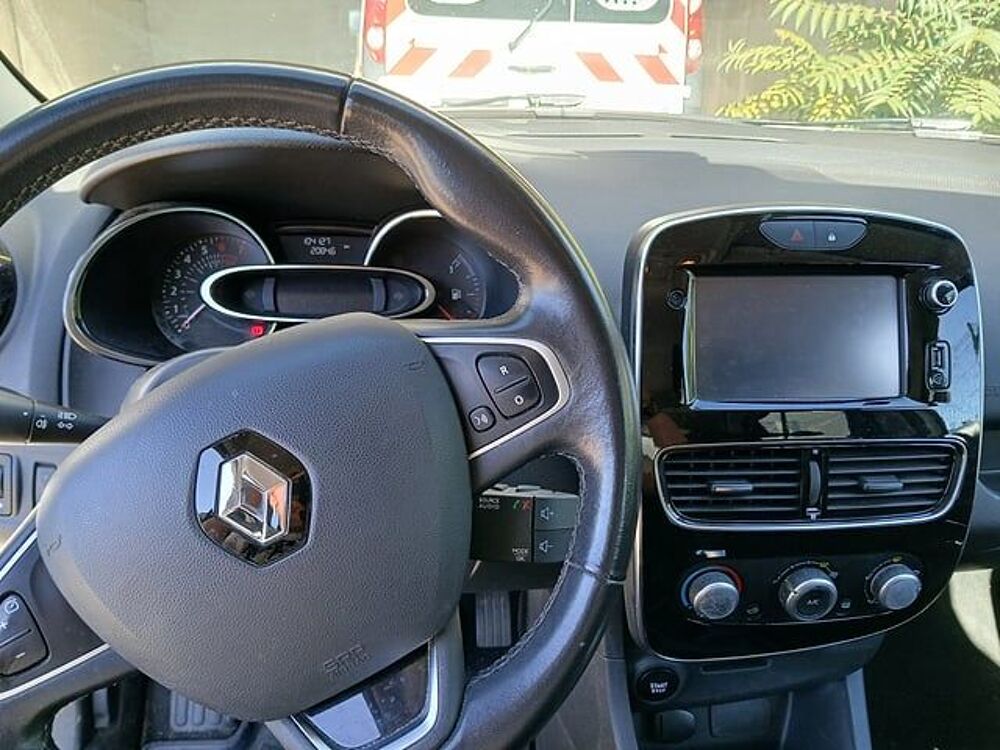 Clio VF15RB20A56249395 occasion 93100 Saint-&Eacute;tienne