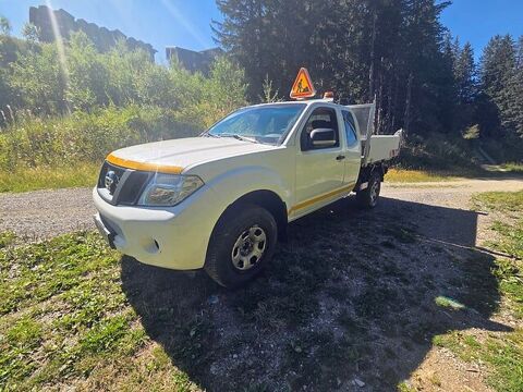 Annonce voiture Nissan Navara 6000 €
