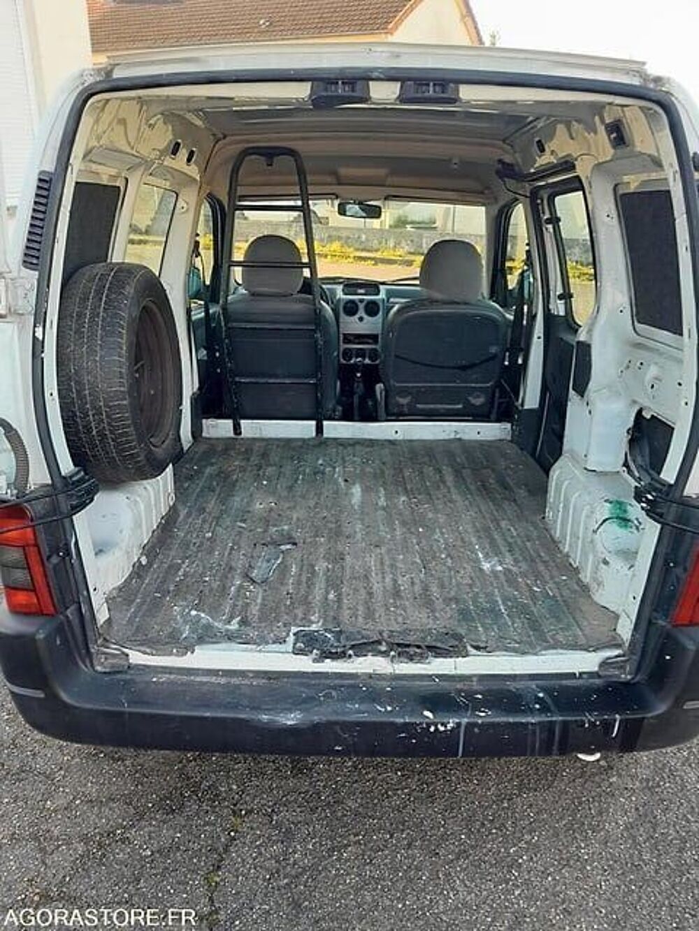Berlingo VF7GBKFWB94088587 occasion 93100 Vichy