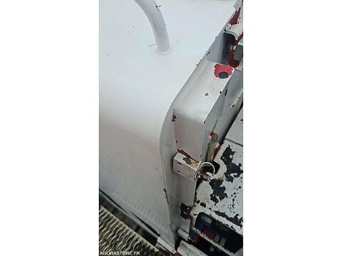 Tracto Pelle 2008 occasion 93100 Gellainville