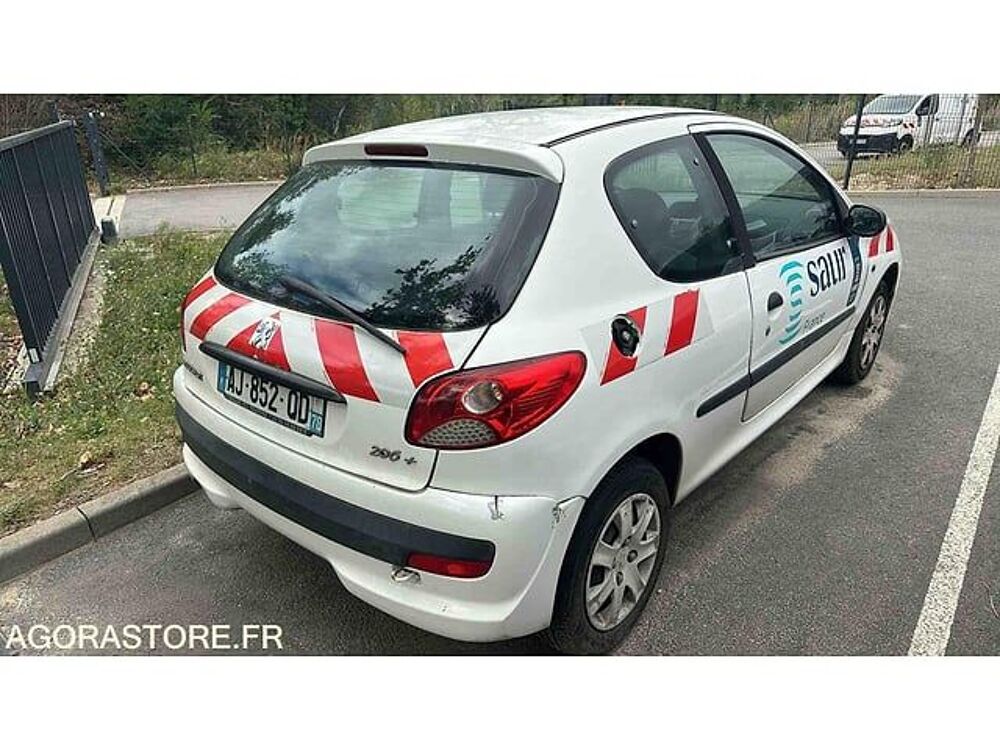 206 VF32L8HZA9Y170635 occasion 93100 Galluis