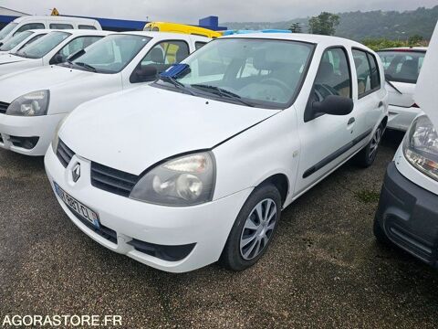 Renault clio VF1BB3KEF38790621