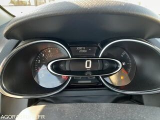 Clio VF15RBF0A58897048 occasion 93100 Giberville