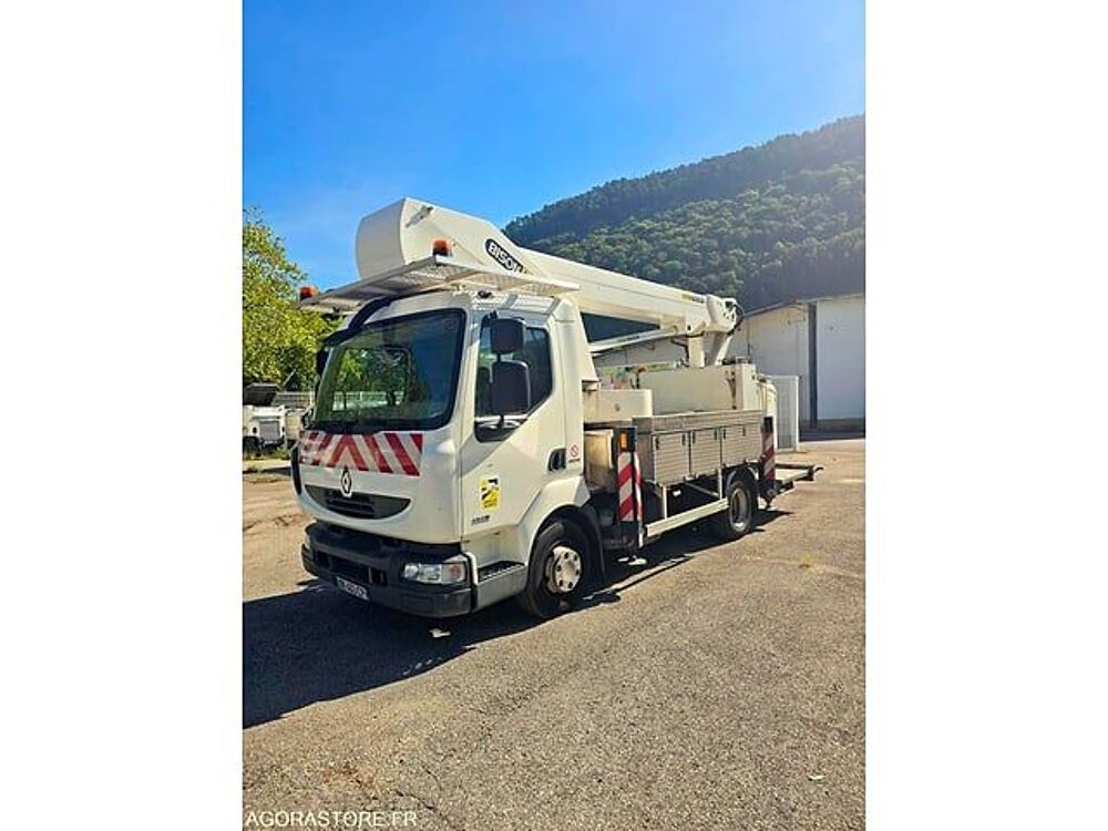   occasion 93100 Annecy