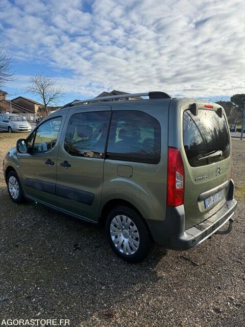 Berlingo VF77J9HP0BJ623466 2011 occasion 93100 Four