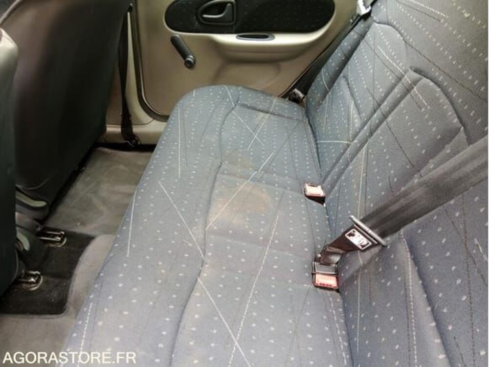 Clio VF1BB0FCF29808546 occasion 93100 Villeurbanne