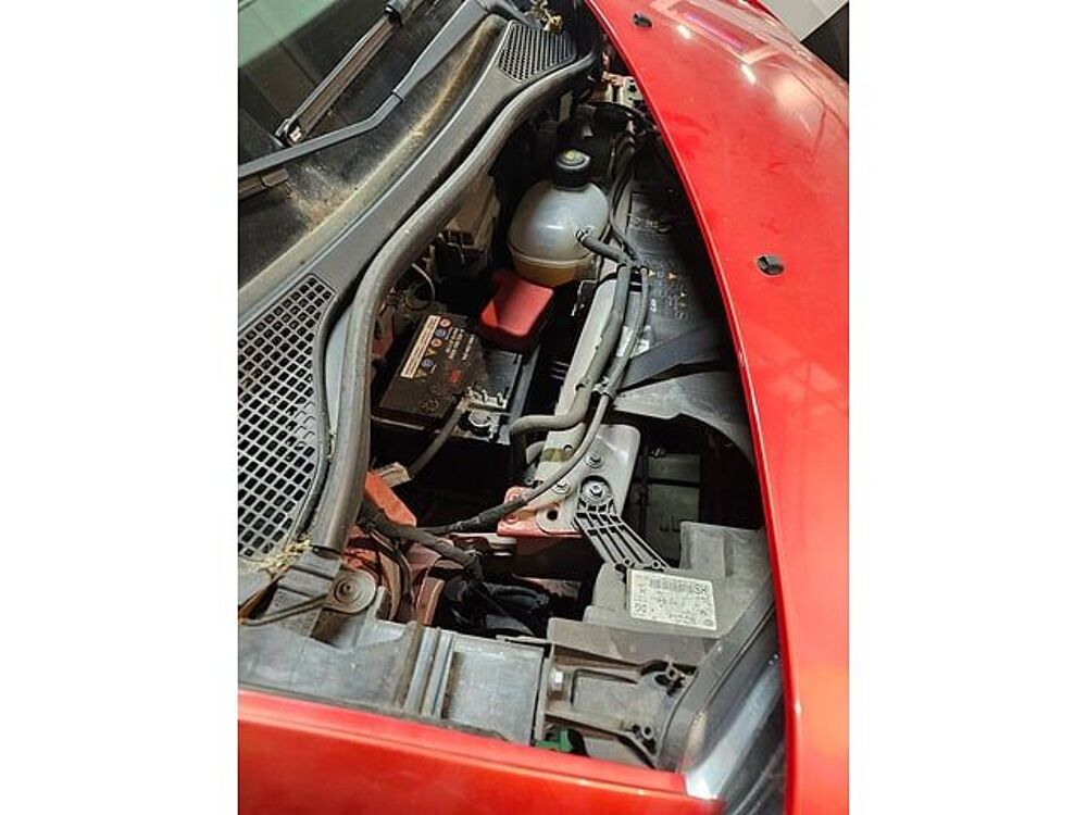 Twingo VF1AHB40D57652632 occasion 93100 Saint-Denis