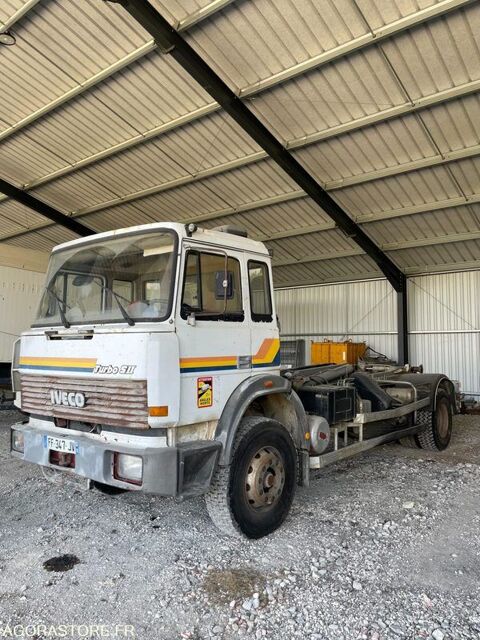 Annonce voiture Engin de Manutention / Levage Levage 7710 €