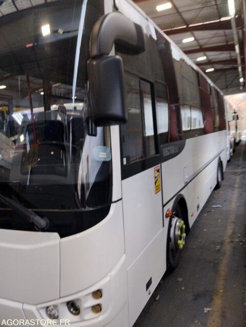 Car - Bus Car - Bus 2012 occasion Antibes 93100