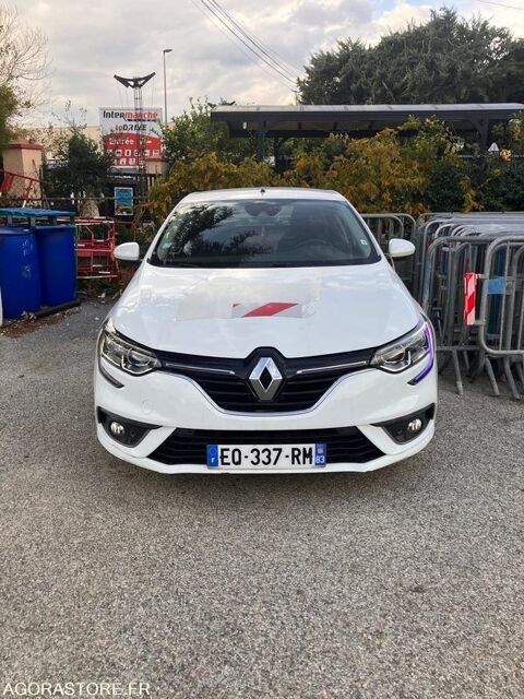 Renault M&eacute;gane VF1RFB00658880307 2017 occasion Bormes-Les-Mimosas 93100