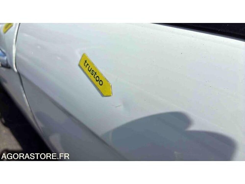 C3 VF7SC8HR4EW666838 occasion 93100 La Roche-De-Glun