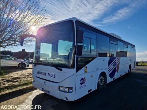 Car - Bus Car - Bus 2010 occasion Poitiers 93100