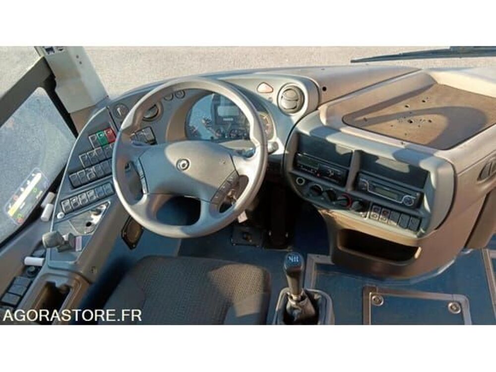   occasion 93100 Auray