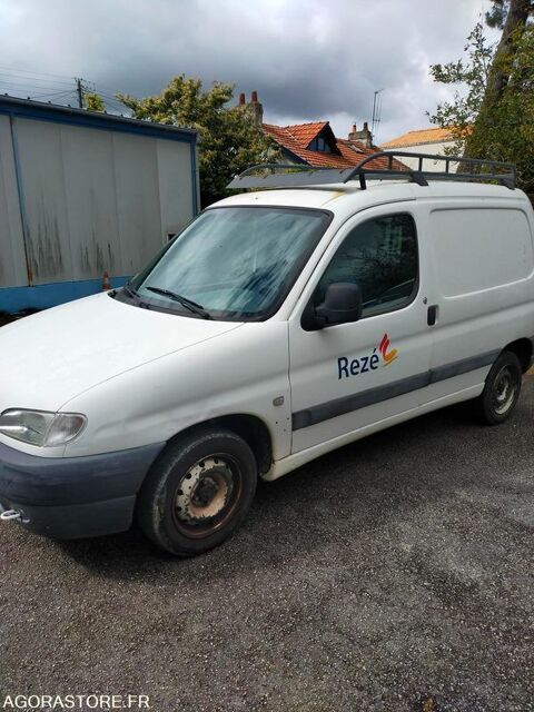 Peugeot Partner VF35BHFXF60471766 2002 occasion Rez&eacute; 93100