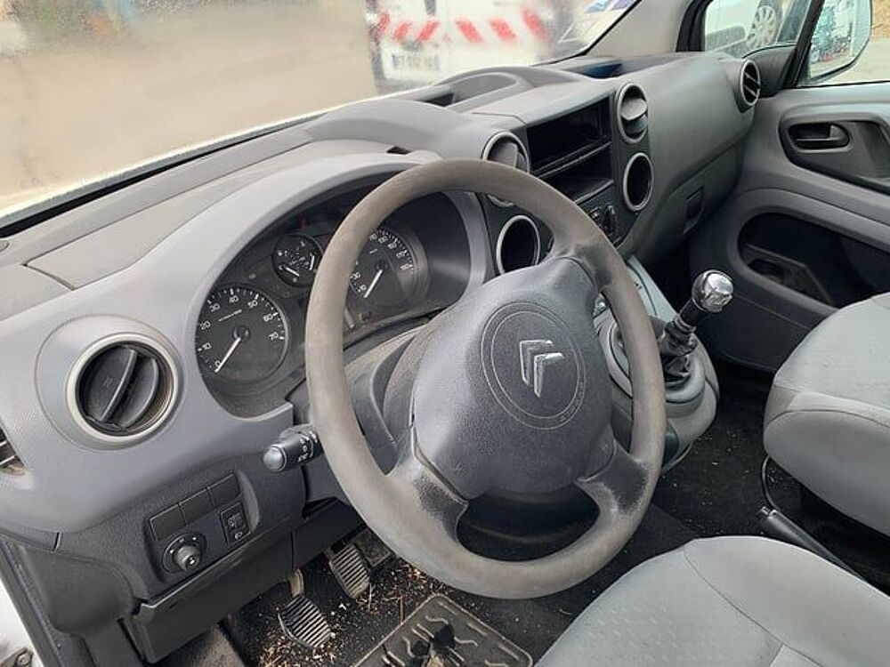 Berlingo VF77ANFRC9J189810 occasion 93100 Antibes