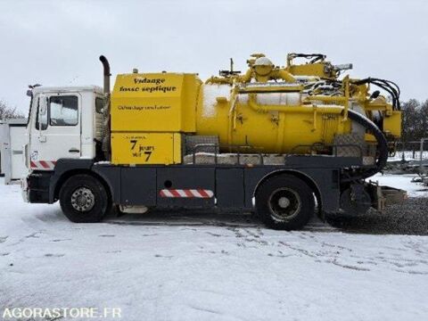 Camion magasin Camion magasin 2000 occasion Chatou 93100