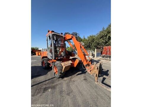 Annonce voiture Engin de Chantier / BTP Tracto Pelle 12000 €