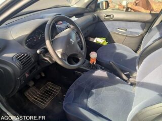 206  occasion 93100 Lannion