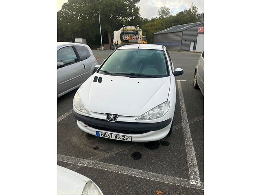 206  occasion 93100 Perros-Guirec