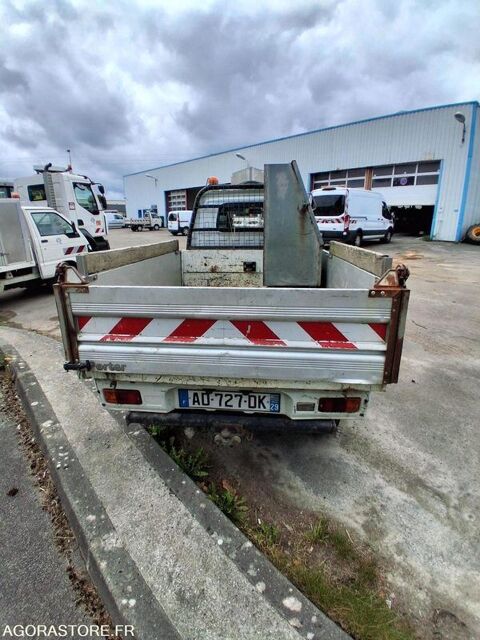 Porter 2009 occasion 93100 Quimper
