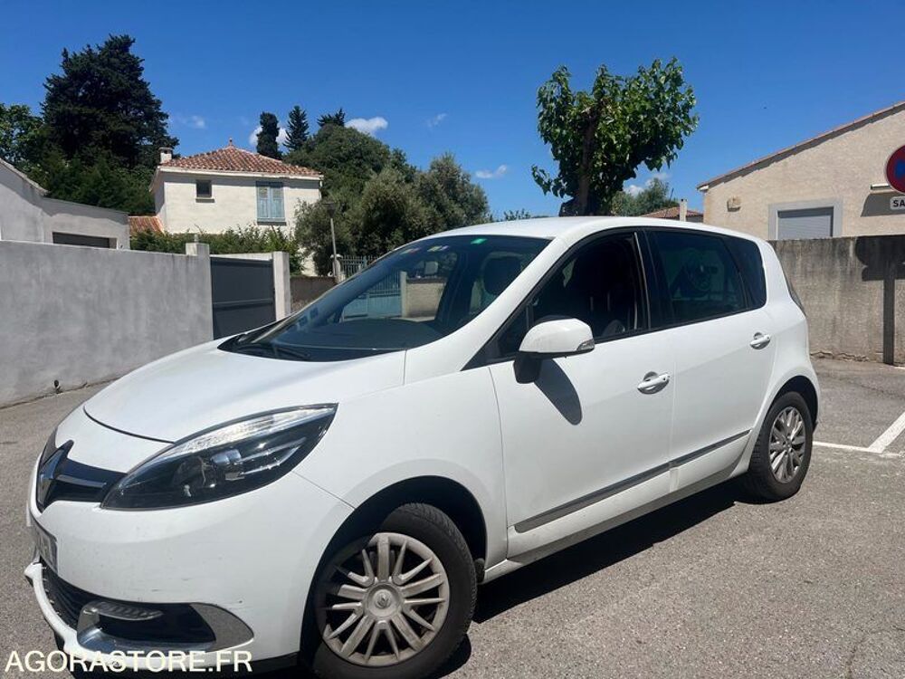 M&eacute;gane VF1JZ0Y0H54339511 2016 occasion 93100 Lunel