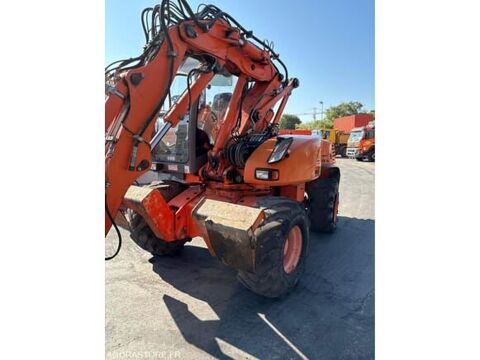Tracto Pelle 2014 occasion 93100 Montreuil