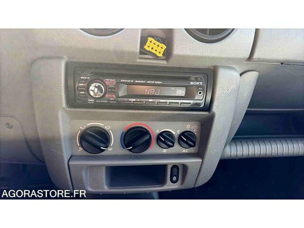 Kangoo VF1FC07AF31639869 occasion 93100 Bourg-En-Bresse