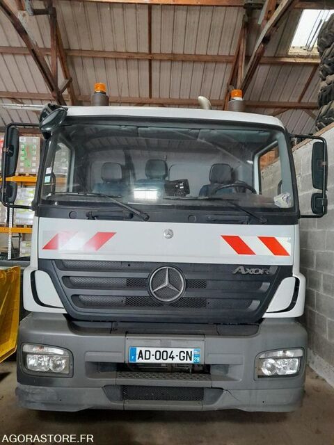 Camion magasin Camion magasin 2009 occasion Douarnenez 93100