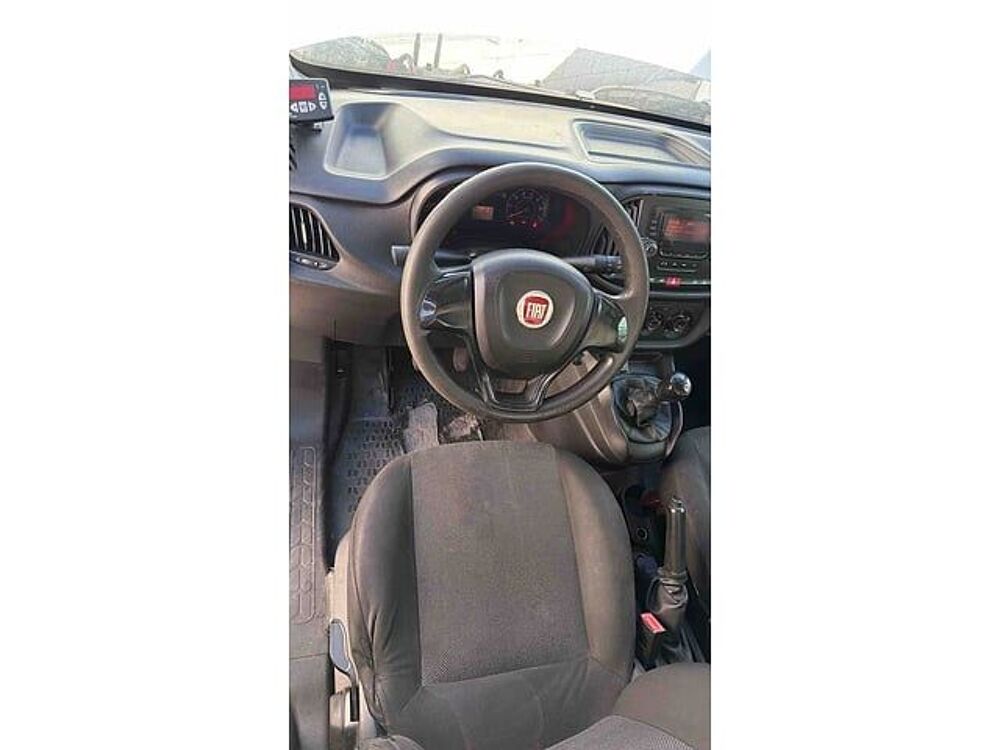 Fiorino ZFA26300006B36650 occasion 93100 Barcelone
