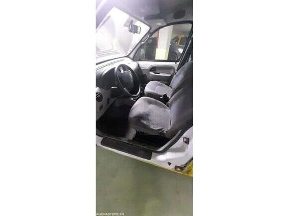 Kangoo VF1KC0WEF26498015 occasion 93100 Orly