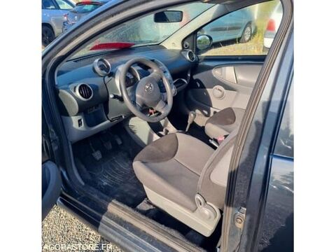 Aygo JTDJG18C80N125626 occasion 93100 Mazion