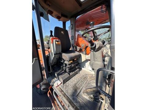Tracto Pelle 2014 occasion 93100 Montreuil