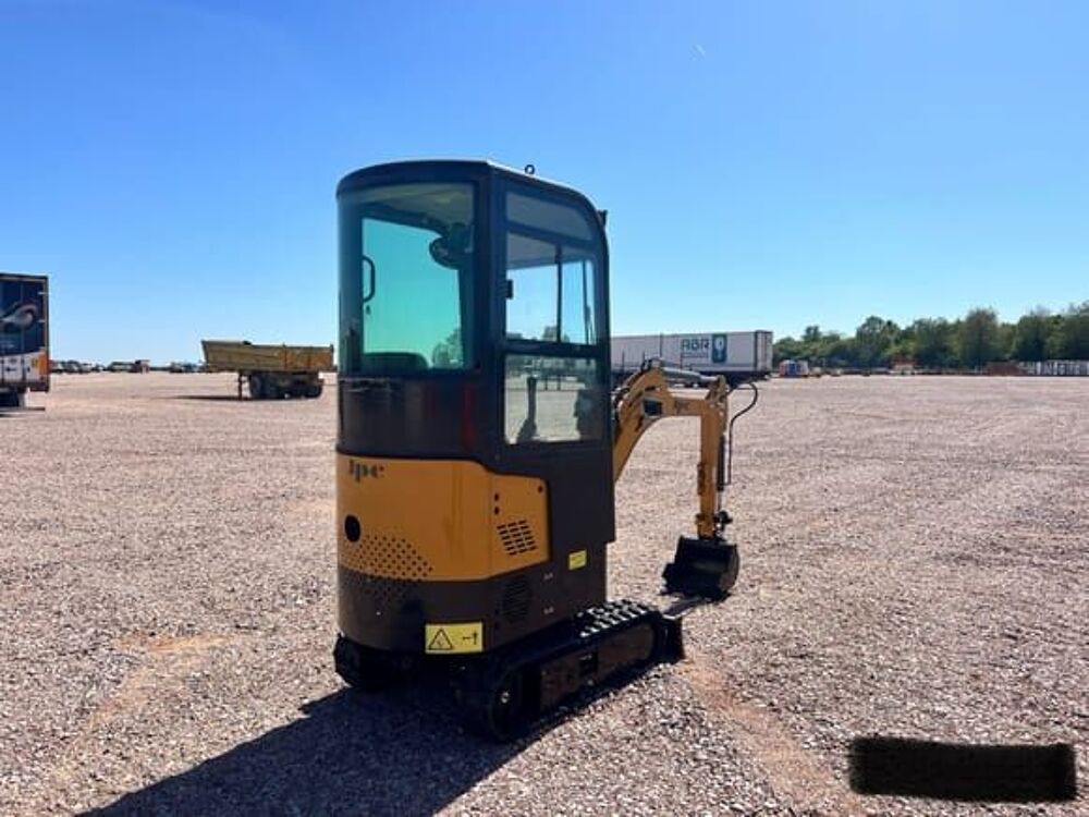 Tracto Pelle 2026 occasion 93100 Butry Sur Oise
