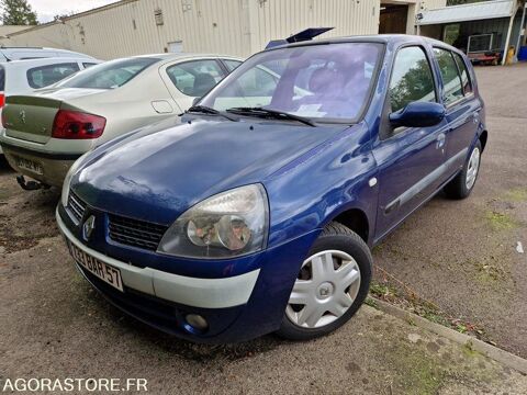 Renault Clio VF1BB07CF29266503 2003 occasion Metz 93100