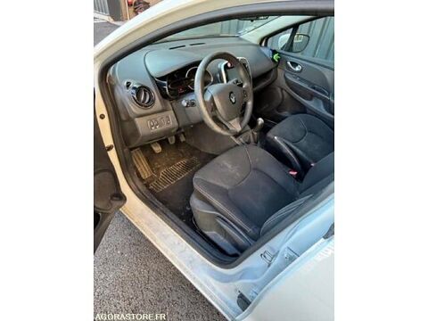Clio VF15RBF0A55812119 occasion 93100 Jou&eacute;-L&egrave;s-Tours